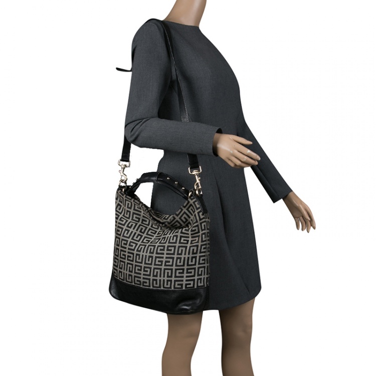 مملوكة مسبقًا Givenchy Grey/Black Monogram Canvas and Leather Hobo 