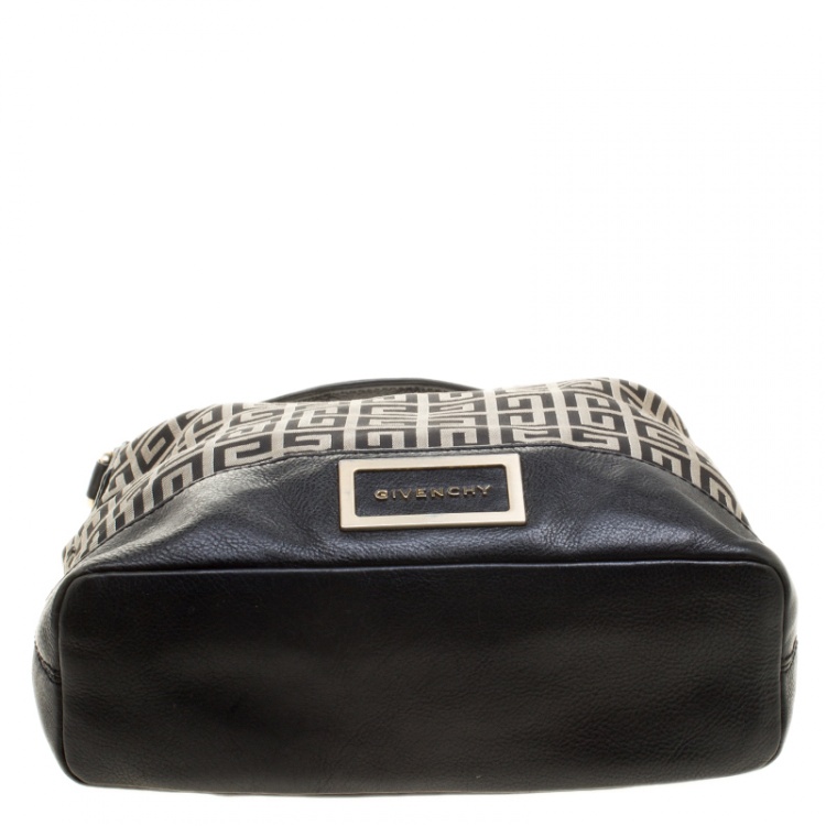مملوكة �مسبقًا Givenchy Grey/Black Monogram Canvas and Leather Hobo 