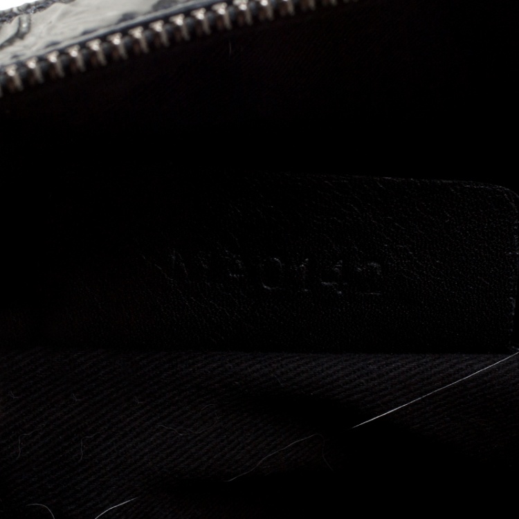 Pre Owned Givenchy Black Patent Leather Medium Nightingale Tote