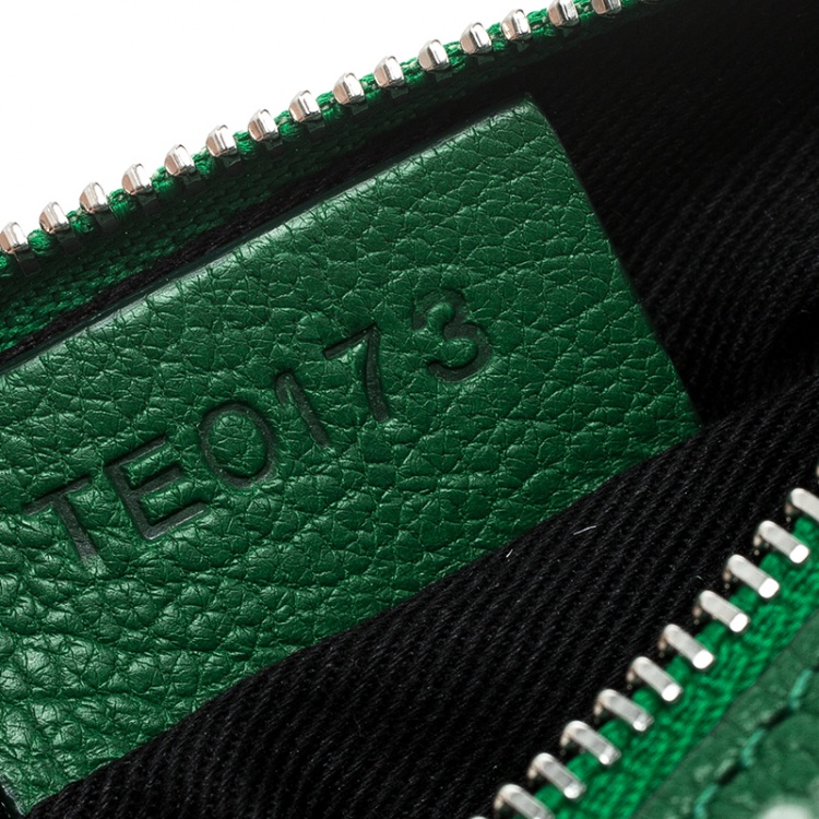 Pre Owned Givenchy Green Leather Pandora Clutch
