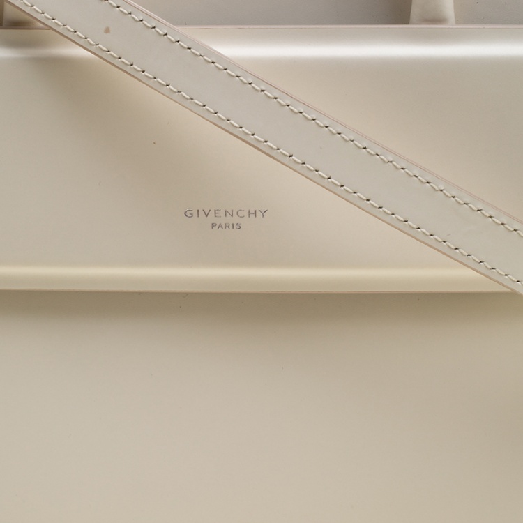 Pre Owned Givenchy Off White Leather Mini Horizon Crossbody Bag