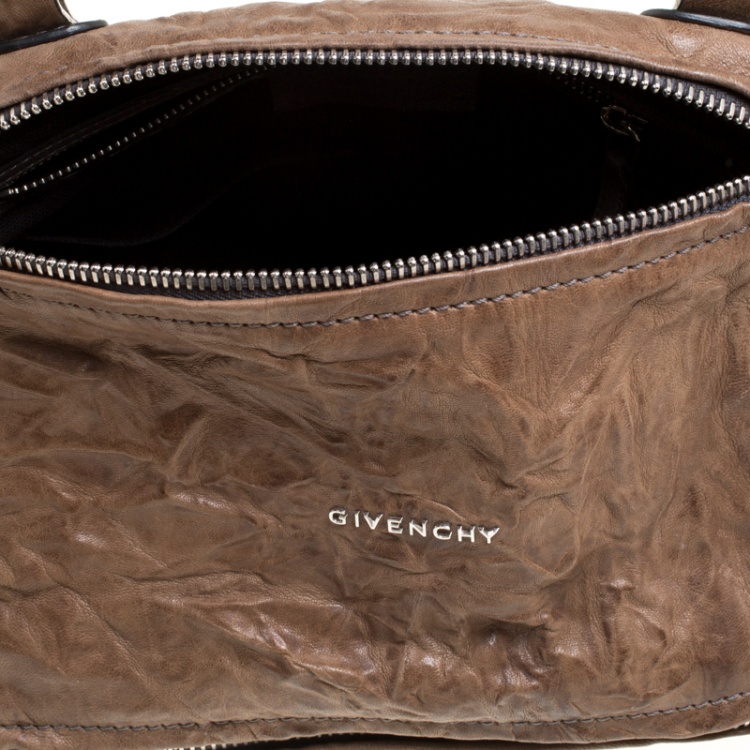 مملوكة مسبقًا Givenchy Brown Leather Medium Pandora Crossbody Bag