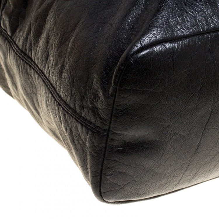 مملوكة مسبقًا Givenchy Black Leather Hobo