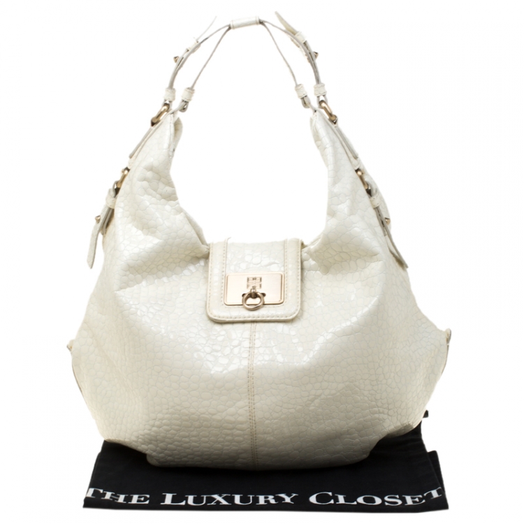 مملوكة مسبقًا Givenchy White Textured Patent Leather Hobo