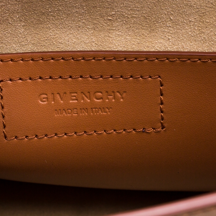 مملوكة مسبقًا Givenchy Brown Leather Mini Infinity Saddle Bag