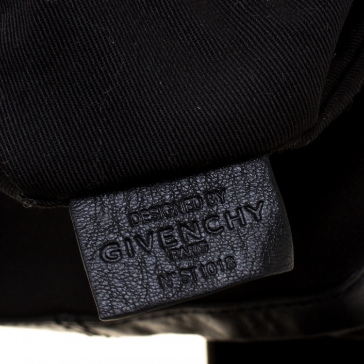 Pre Owned Givenchy Black/Cream Leather Satchel