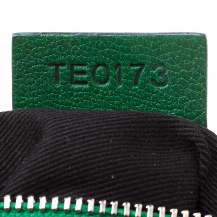 Pre Owned Givenchy Green Leather Pandora Wristlet Pouch