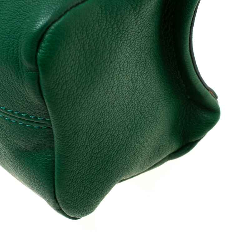 Pre Owned Givenchy Green Leather Pandora Wristlet Pouch