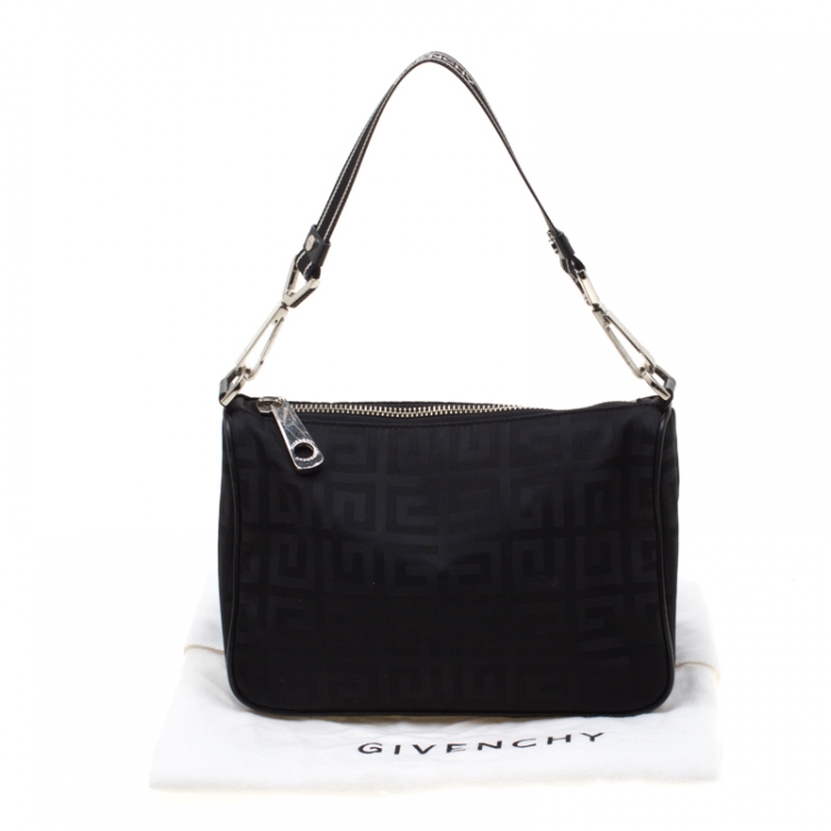 مملوكة مسبقًا Givenchy Black Monogram Nylon Shoulder Bag