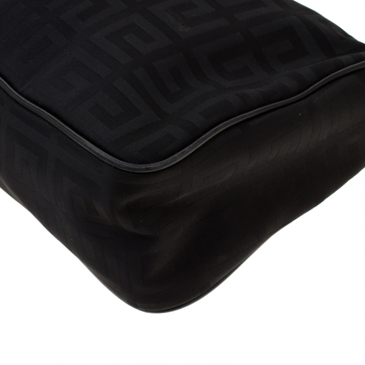 مملوكة مسبقًا Givenchy Black Monogram Nylon Shoulder Bag