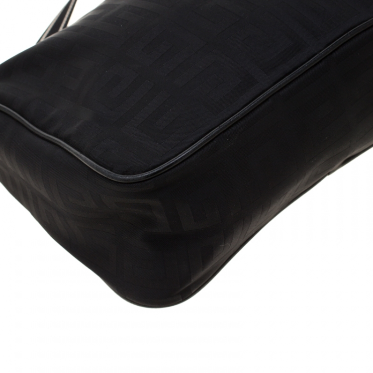 مملوكة مسبقًا Givenchy Black Monogram Nylon Shoulder Bag