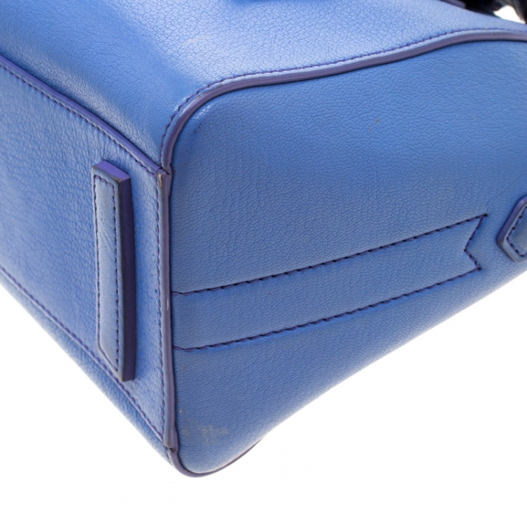 مملوكة مسبقًا Givenchy Blue Leather Mini Antigona Satchel