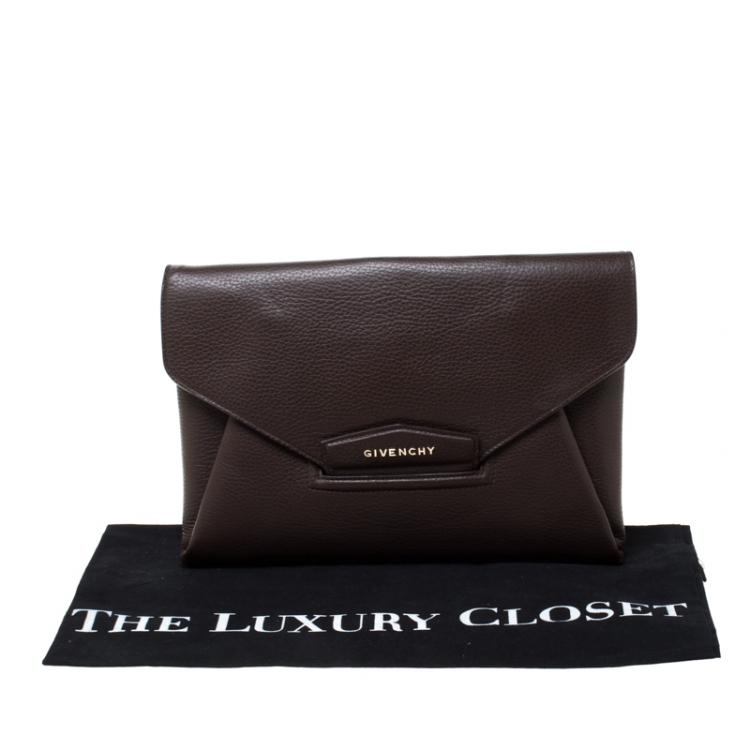 Pre Owned Givenchy Brown Leather Medium Antigona Envelope Clutch