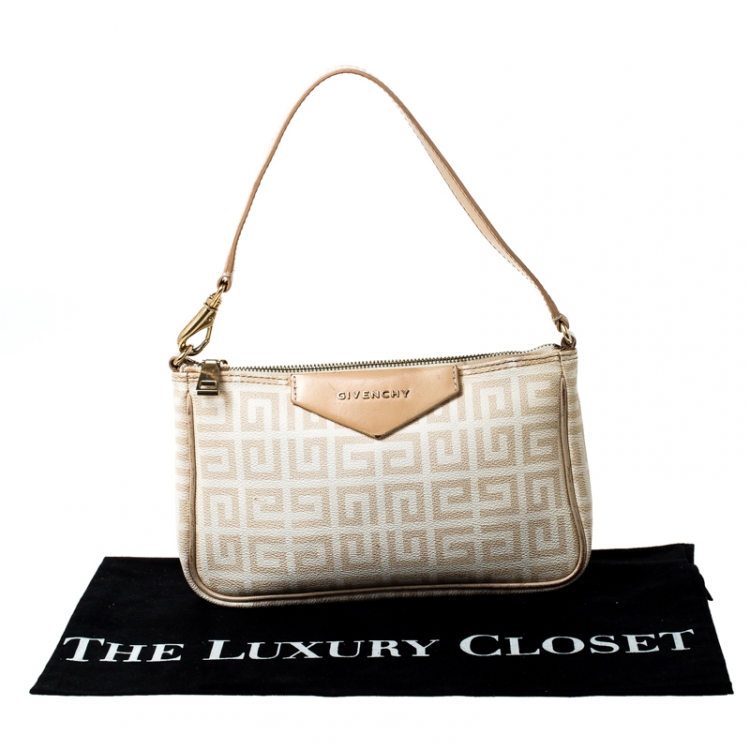 مملوكة مسبقًا Givenchy Beige Monogram Coated Canvas and Leather Baguette