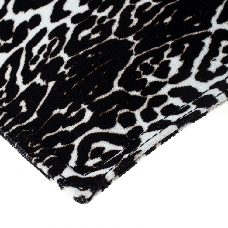 Pre Owned Givenchy Balck/White Leopard Print Canvas Clutch