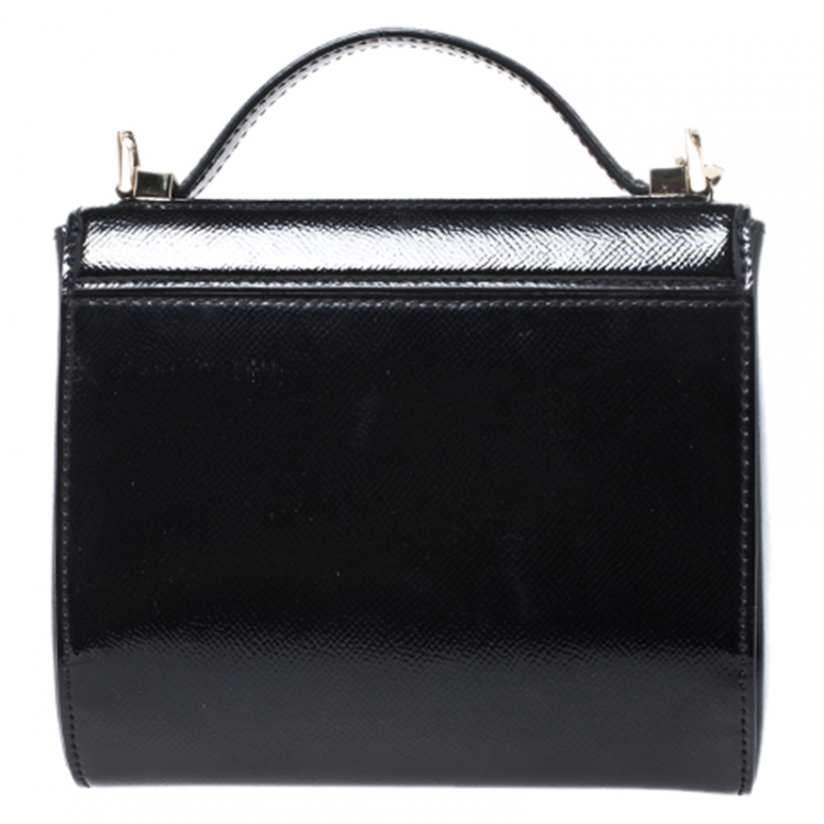 مملوكة مسبقًا Givenchy Black Patent Leather Mini Pandora Box Crossbody Bag