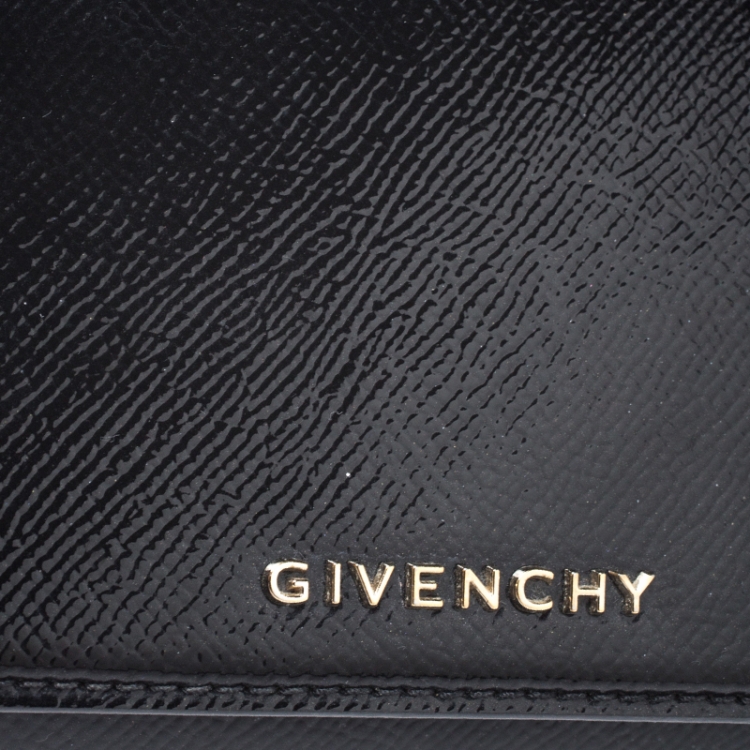مملوكة مسبقًا Givenchy Black Patent Leather Mini Pandora Box Crossbody Bag