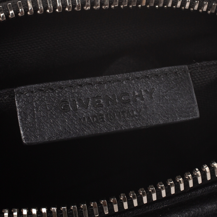 Pre Owned Givenchy Black Leather Antigona Wristlet 