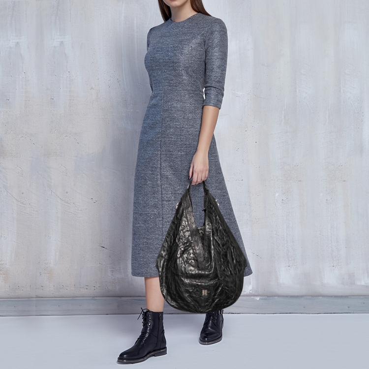 Pre Owned Givenchy Black Leather Tihan Hobo