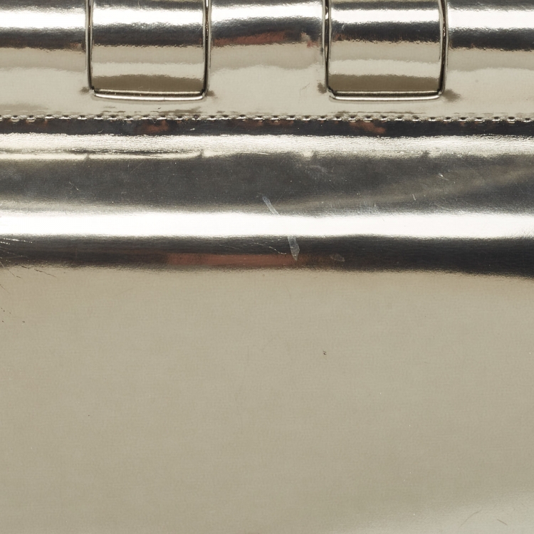 Pre Owned Versace Silver Mirrored Leather Flap Chain Shoulder Bag