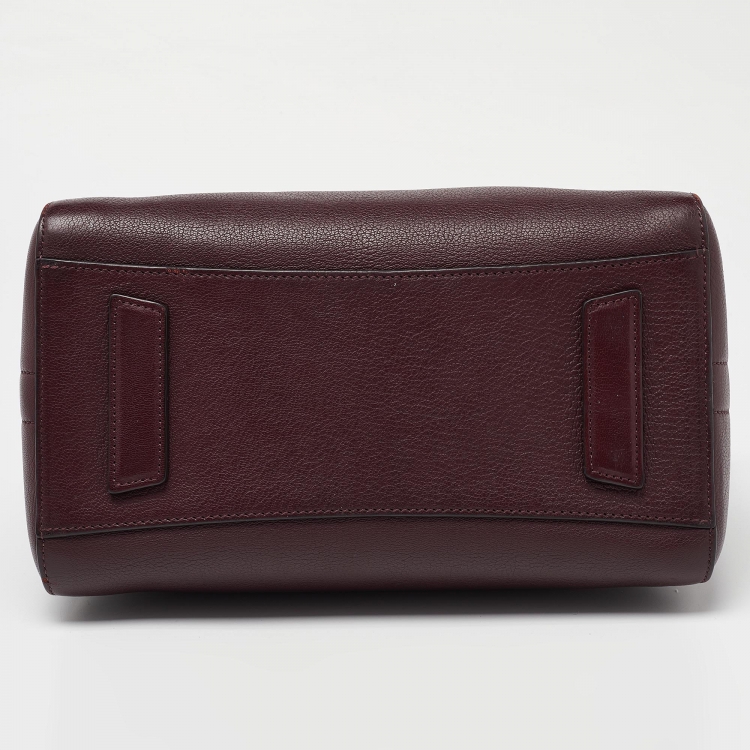 مملوكة مسبقًا Givenchy Burgundy Leather Small Antigona Satchel