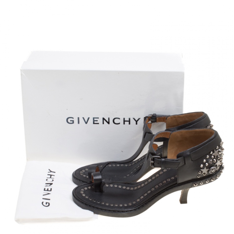 Pre Owned Givenchy Black Leather Stud Embellished Toe Ring T Strap Sandals Size 38