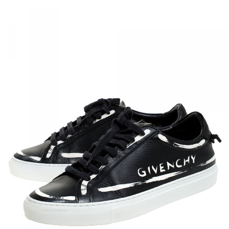 Pre Owned Givenchy Black/White Leather Grafitti Low Top Sneakers Size 39.5