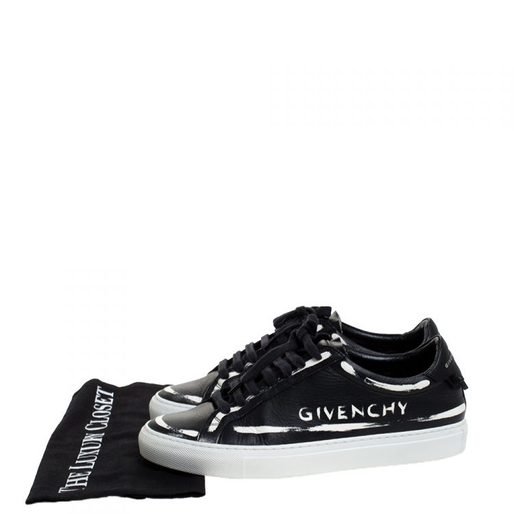 Pre Owned Givenchy Black/White Leather Grafitti Low Top Sneakers Size 39.5