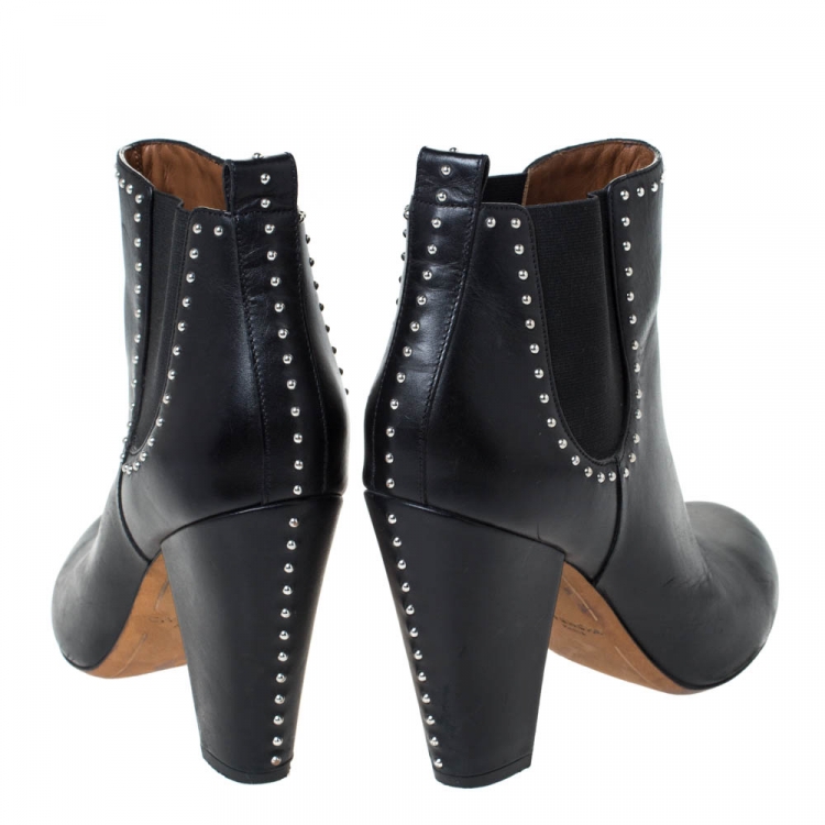 Pre Owned Givenchy Black Studded Leather Round Toe Ankle Boots Size 39