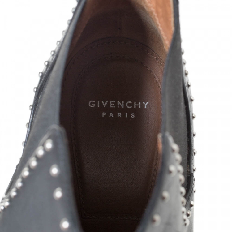 Pre Owned Givenchy Black Studded Leather Round Toe Ankle Boots Size 39