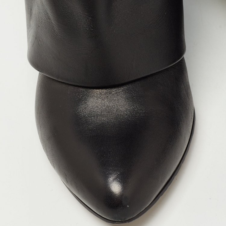 Pre Owned Givenchy Black Leather Shark Lock Ankle Boots Size 40.5