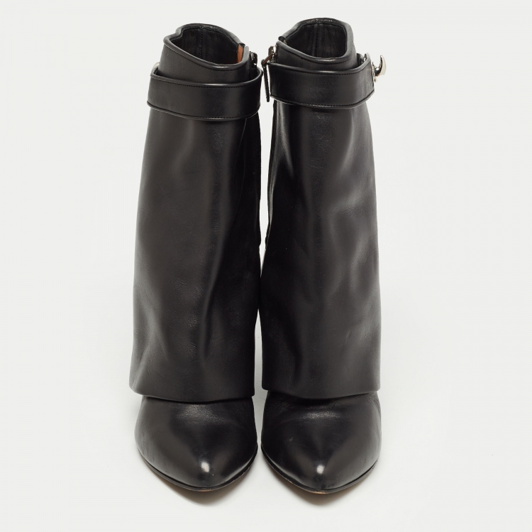 Pre Owned Givenchy Black Leather Shark Lock Ankle Boots Size 40.5