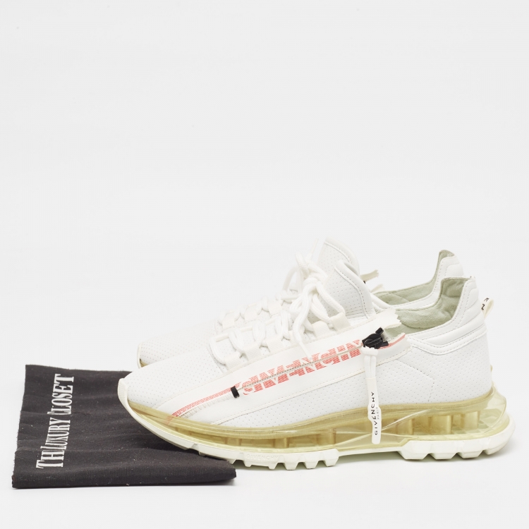 مملوكة مسبقًا Givenchy White Leather Low Top Sneakers Size 39