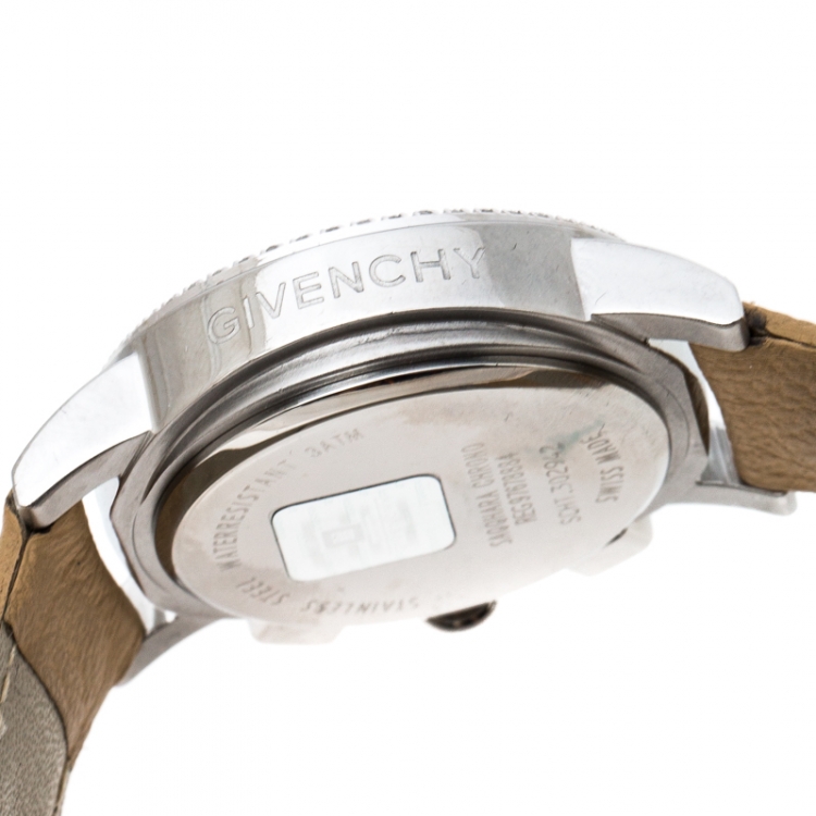 Pre Owned Givenchy Mother of Pearl Stainless Steel Diamonds Saqqhara Women's Wristwatch 36 mm