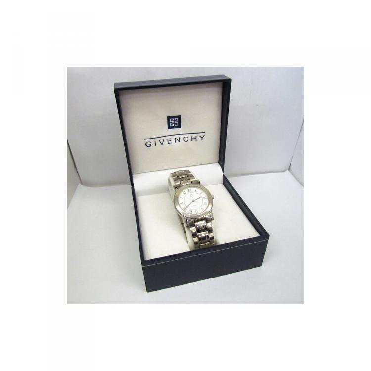 Pre Owned Givenchy White Stainless Steel IS.17.XVIII Analog Quartz Women's Wristwatch 33MM