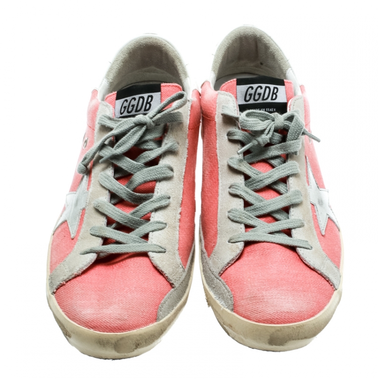 مملوكة مسبقًا Golden Goose Pink Denim And Metallic Silver Star Applique Low Top Sneakers Size 41