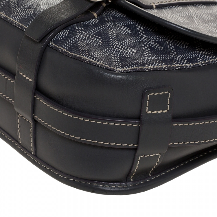 Pre Owned Goyard Grey Goyardine Coated Canvas and Leather Belvedere MM Saddle Bag