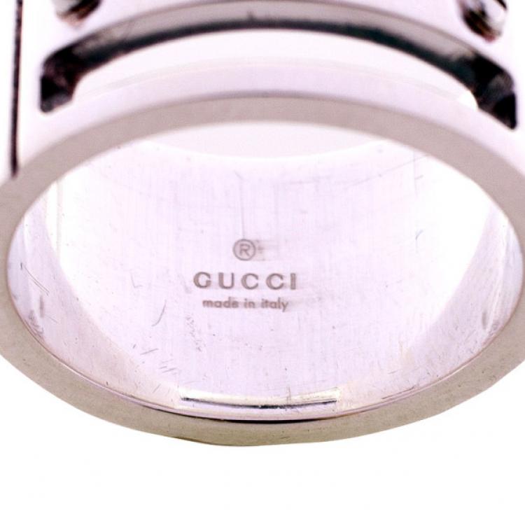 Pre Owned Gucci Silver Band Cutout Ring Size 53
