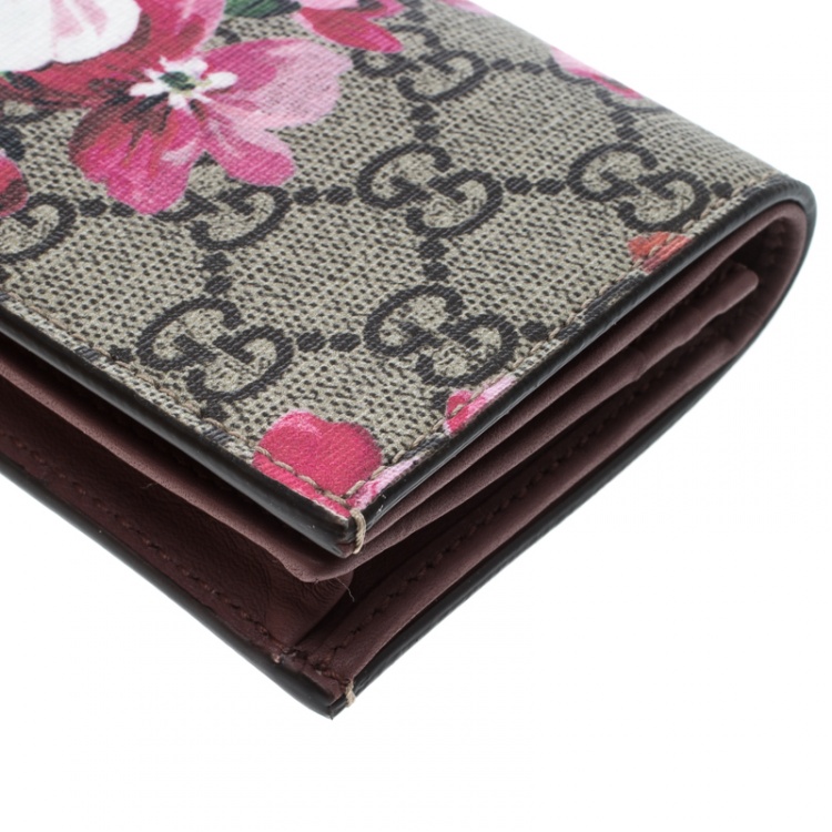 Pre Owned Gucci Beige/Pink GG Supreme Canvas Blooms Card Case