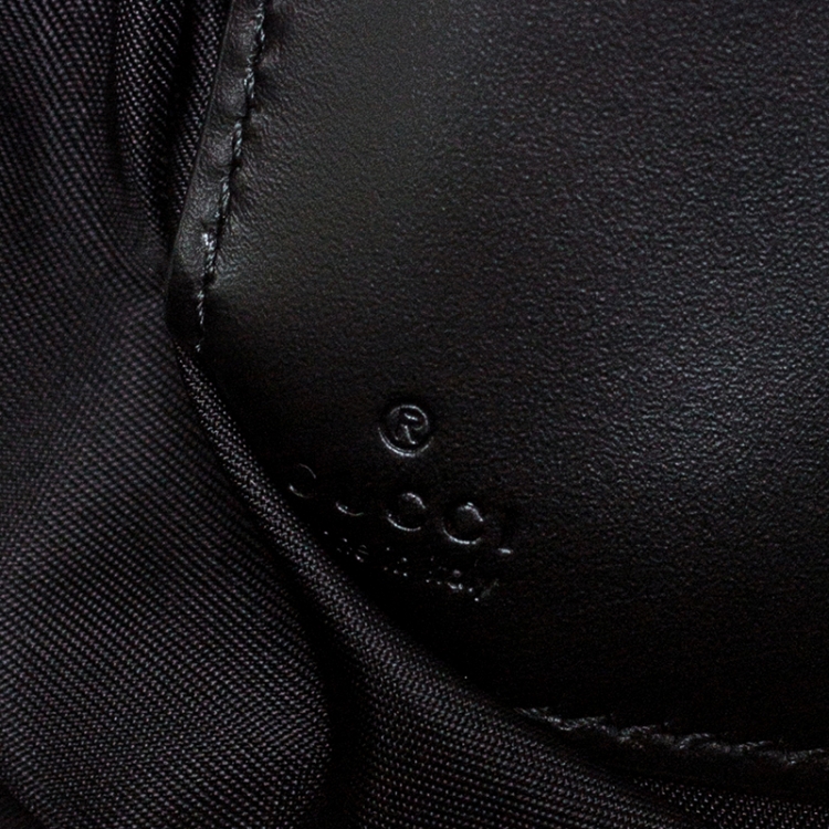 Pre Owned Gucci Black Guccissima Leather Wristlet Zip Chain Clutch