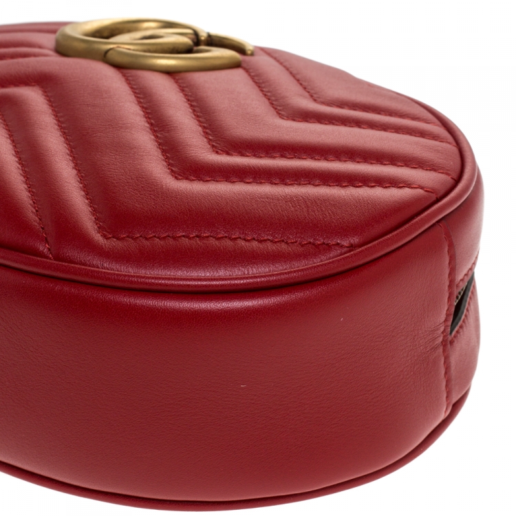 Pre Owned Gucci Red Matelassé Leather GG Marmont Belt Bag