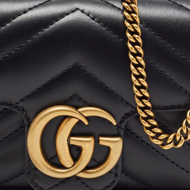 Pre Owned Gucci Black Matelassé Leather Super Mini GG Marmont Shoulder Bag