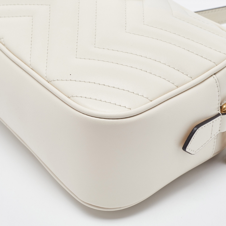 Pre Owned Gucci Off White Matelassé Leather Small GG Marmont Shoulder Bag
