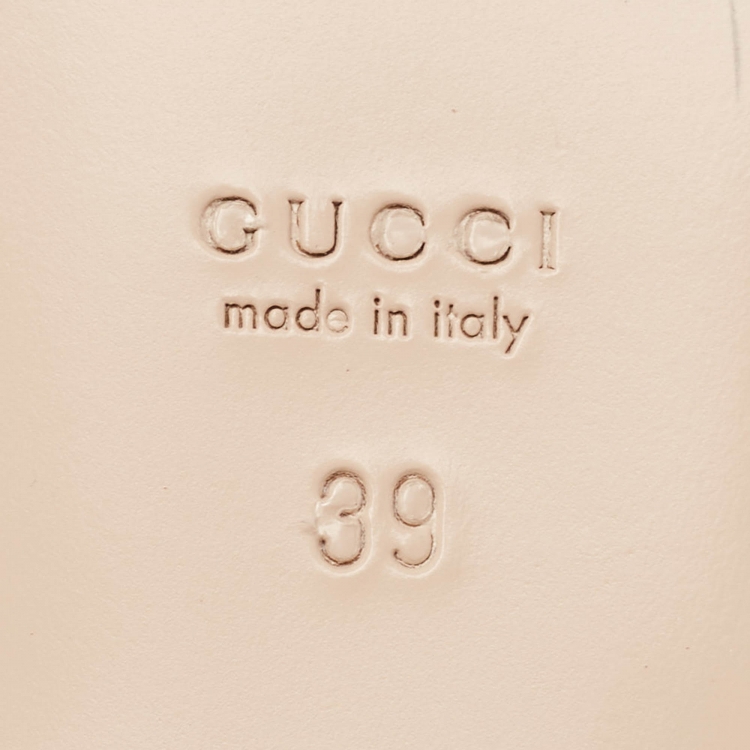 Pre Owned Gucci Off White Leather Bee and Star Embroidered Princetown Flat Mules Size 39