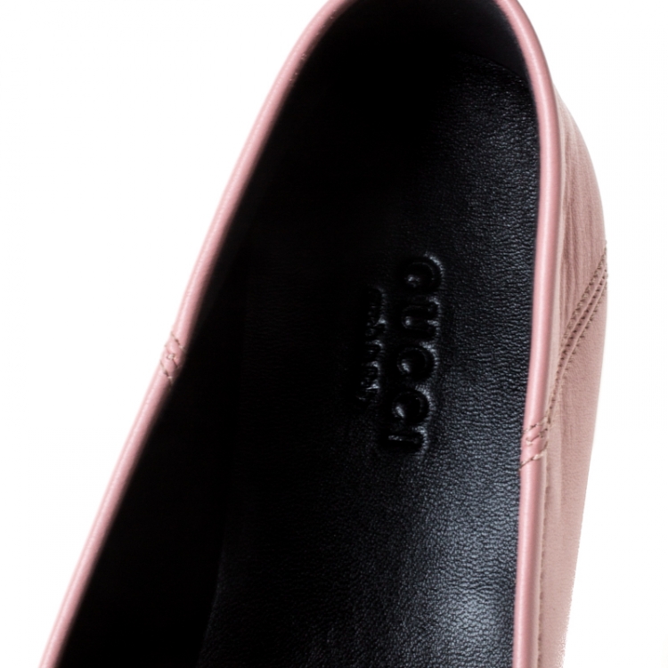 مملوكة مسبقًا Gucci Light Pink Leather Horsebit Loafers Size 38.5