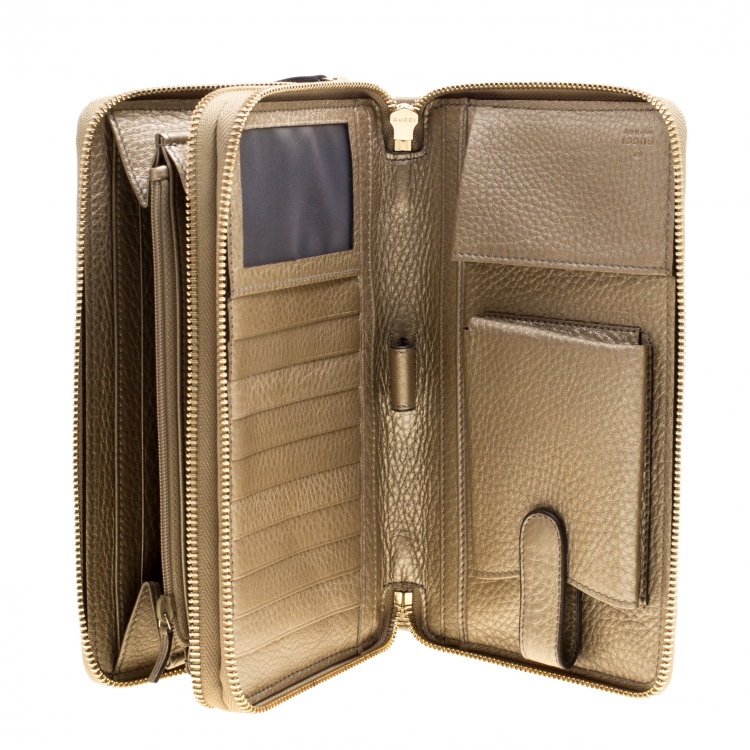 Pre Owned Gucci Metallic Beige Leather Soho Travel Document Case
