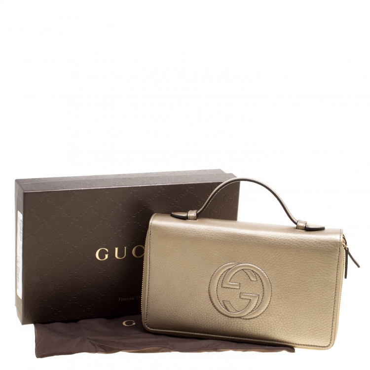 Pre Owned Gucci Metallic Beige Leather Soho Travel Document Case