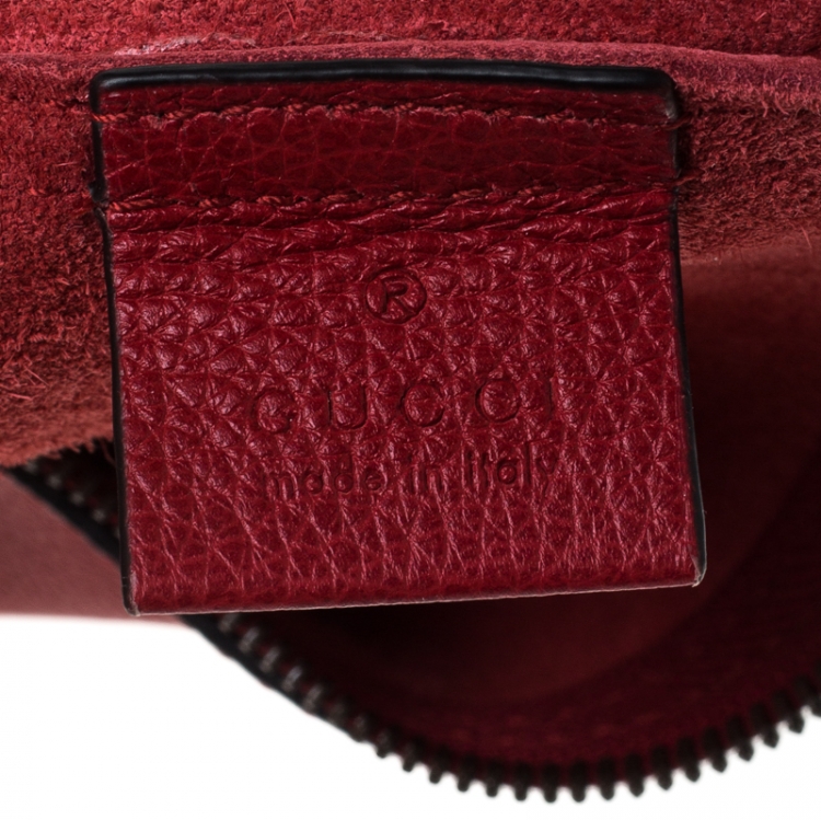 Pre Owned Gucci Red  Leather Web Logo Zip Pouch