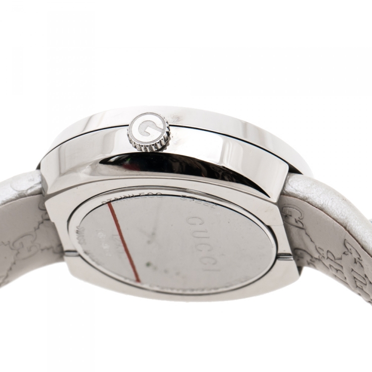 Pre Owned Gucci Silver Stainless Steel U-Play 129.5 Women's Wristwatch 27 mm