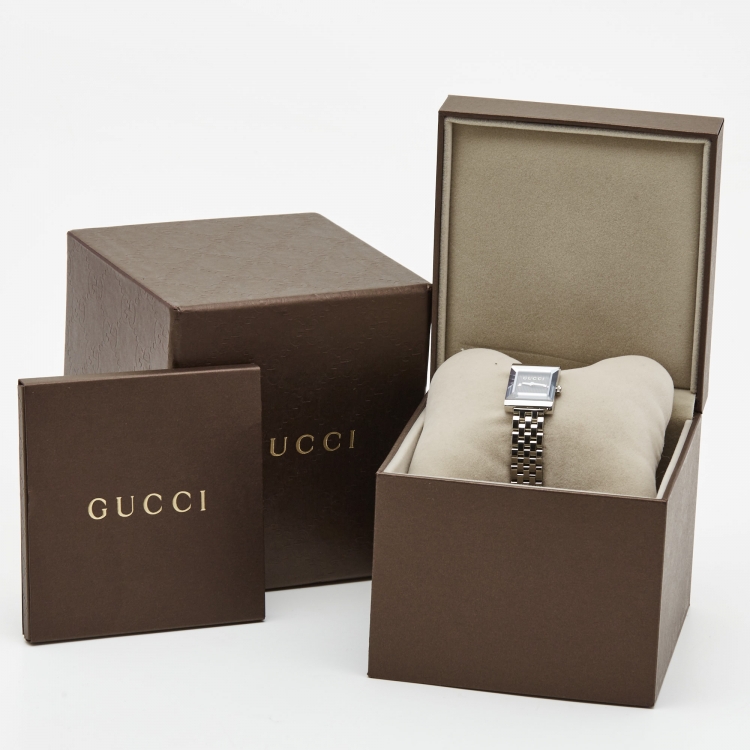 Pre Owned Gucci Grey Stainless Steel G-Frame YA128403 Women's Wristwatch 19 mm